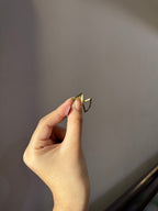 V Ring