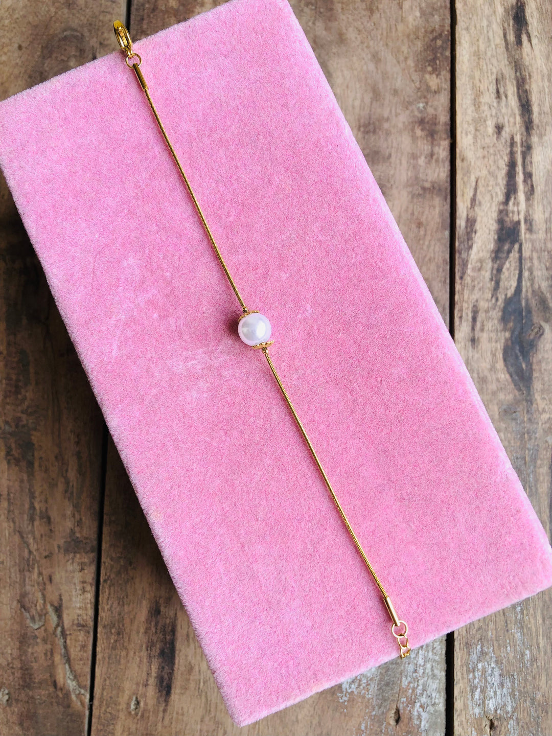Pearl bracelet