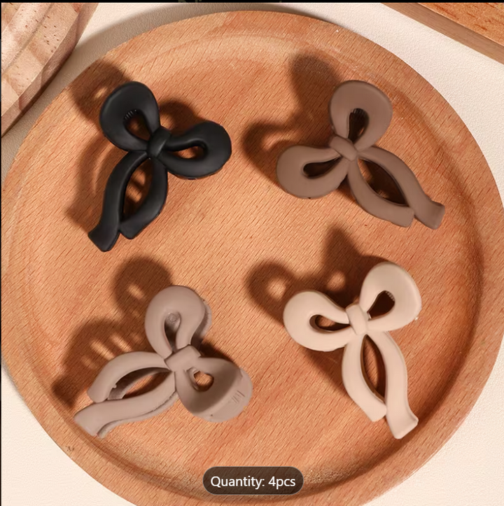 Bow claw clip