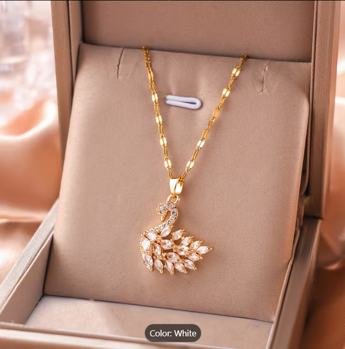 Swan Zirconia Necklace