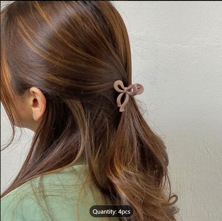 Bow claw clip