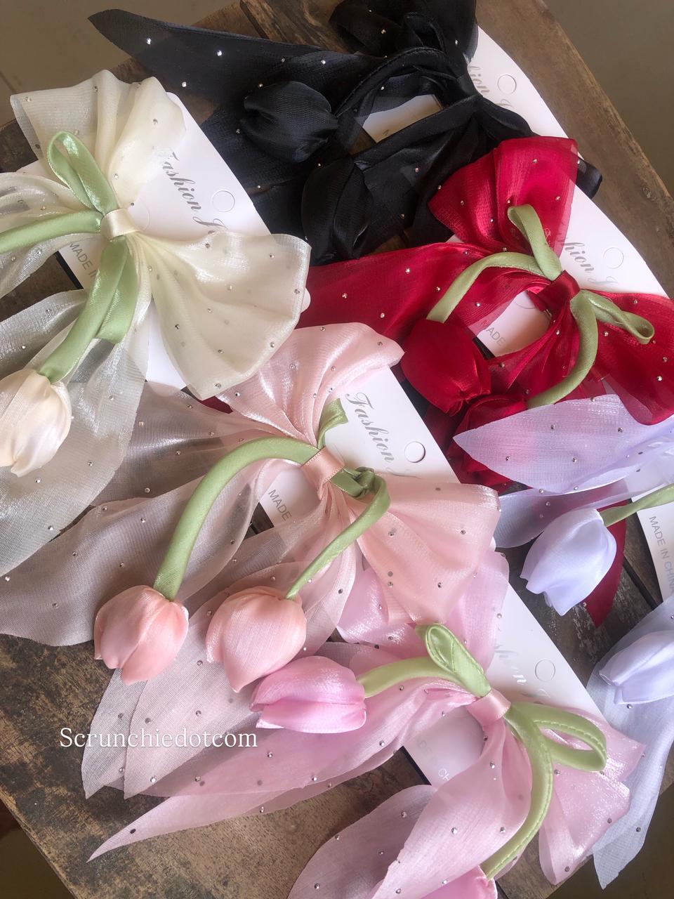 Tulip Bowclip