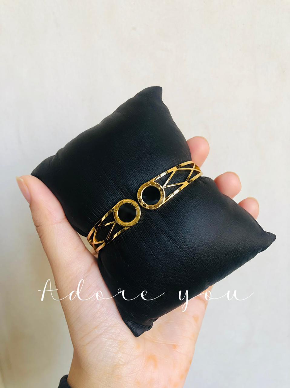 Noir Bracelet