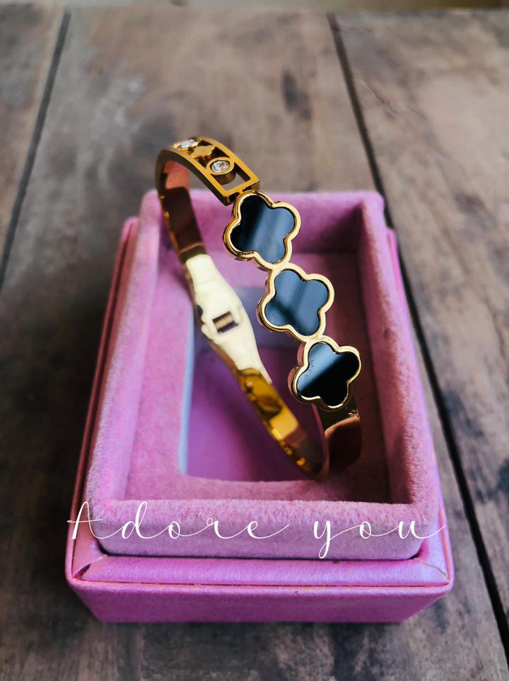 Celeste Bangle