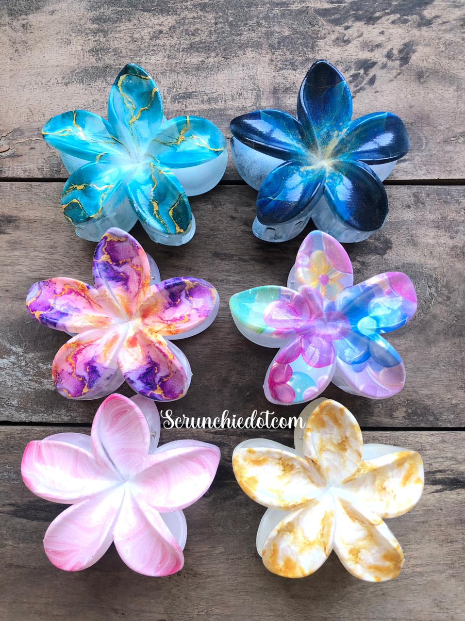 Printed lotus claw