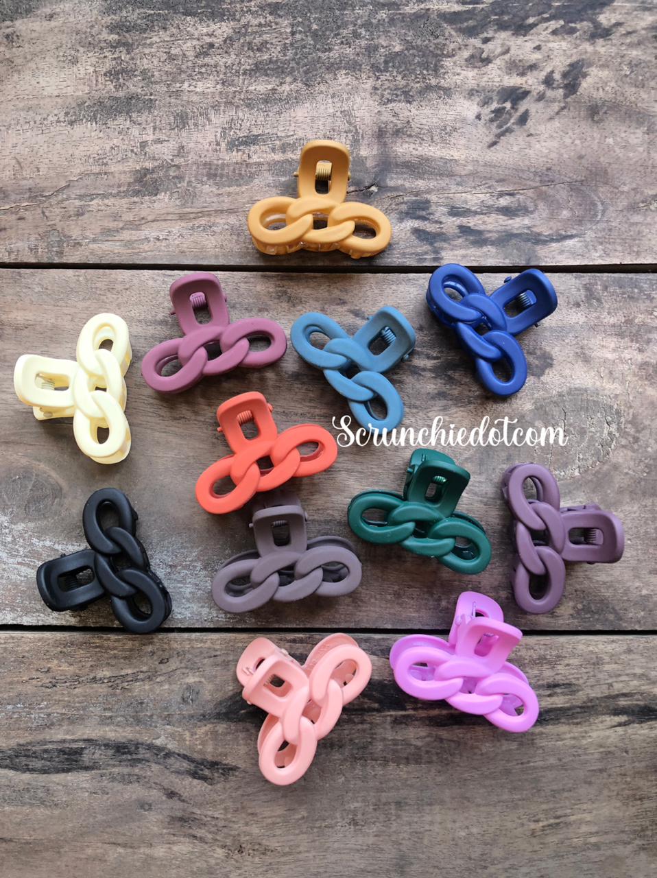 Small Chain Claw