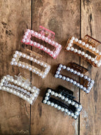 Pearl claw clip