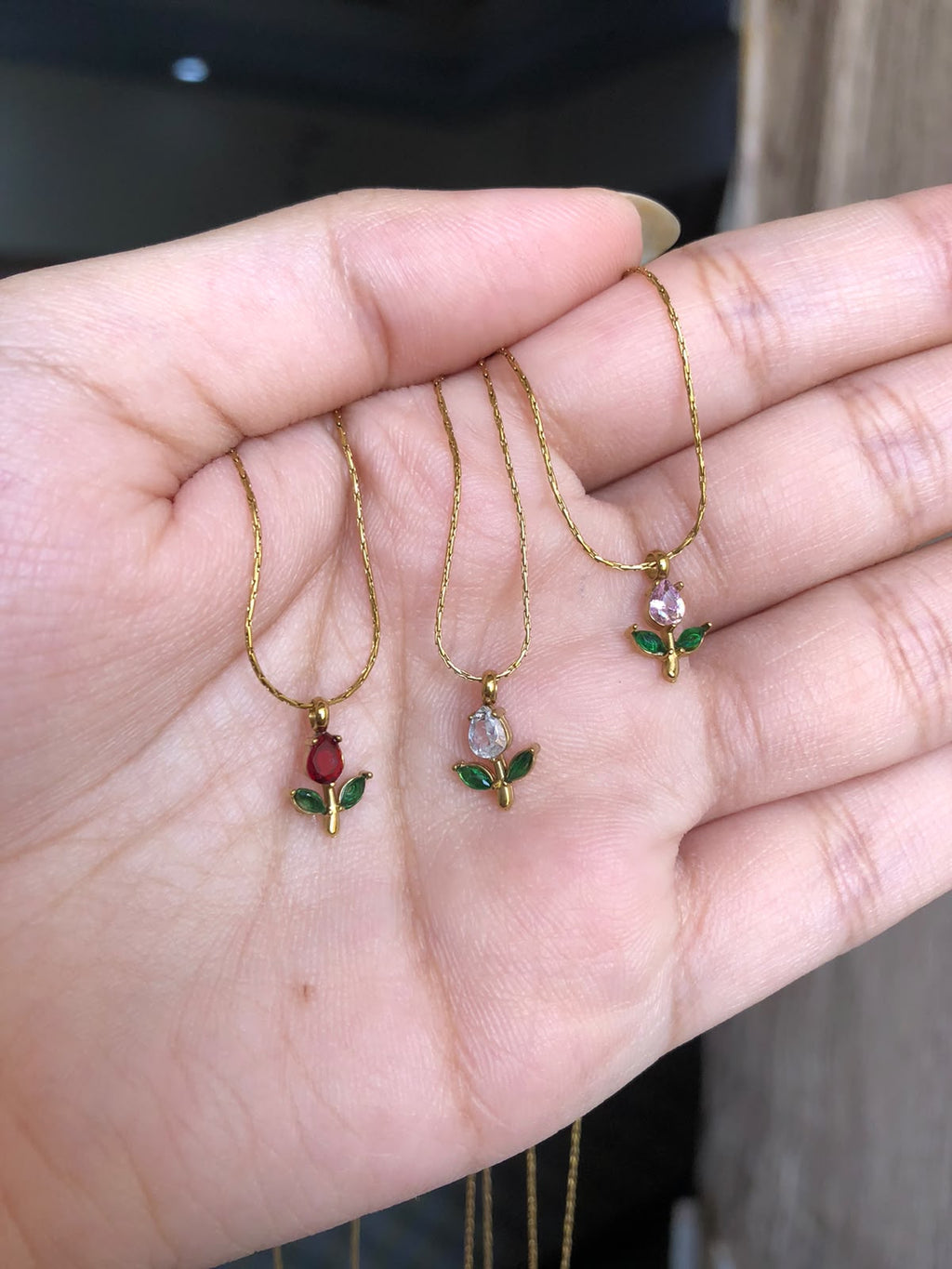 Tulip Necklace